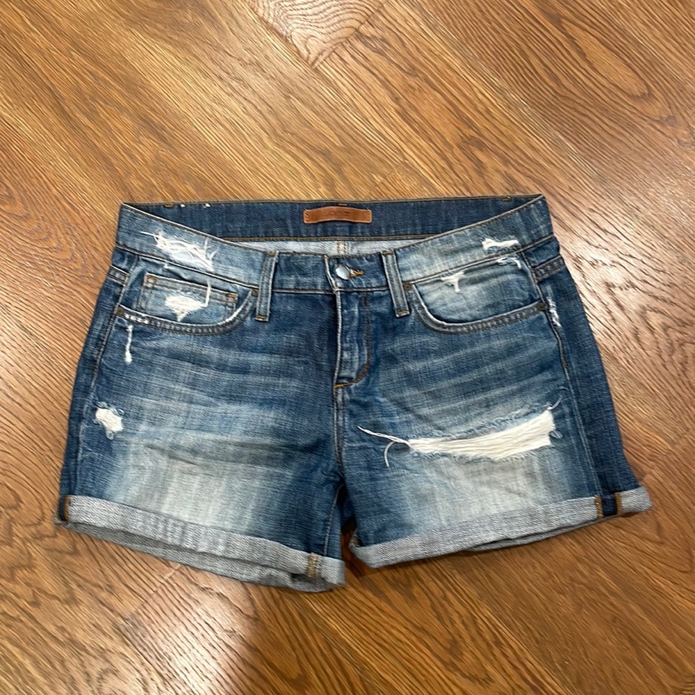 Joes Jeans denim shorts size 28!